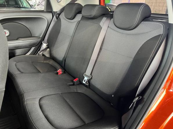 Kia Soul II Рестайлинг с пробегом 2017 года, цена 1 850 000 рублей, 100986 км, хэтчбек, Автокод Объявления