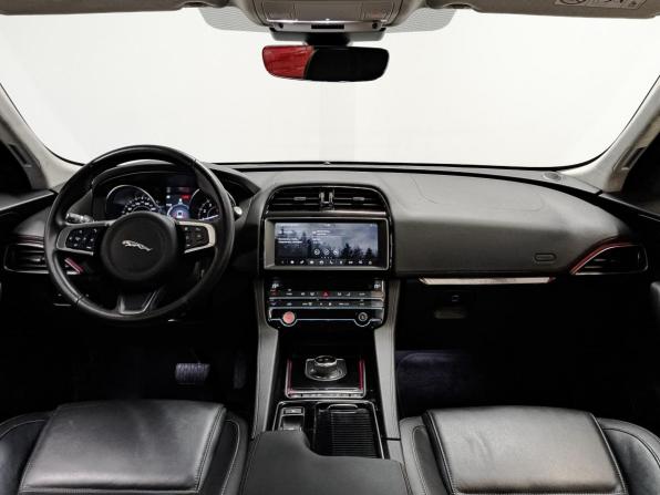 Jaguar F-Pace I с пробегом 2020 года, цена 3 850 000 рублей, 67928 км, внедорожник, Автокод Объявления