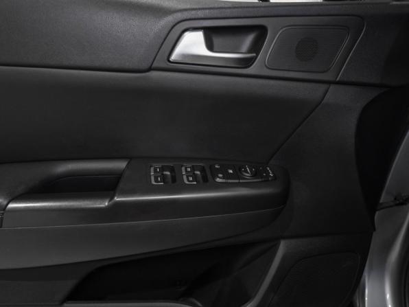 Kia Sportage IV Рестайлинг с пробегом 2019 года, цена 2 670 000 рублей, 81414 км, внедорожник, Автокод Объявления