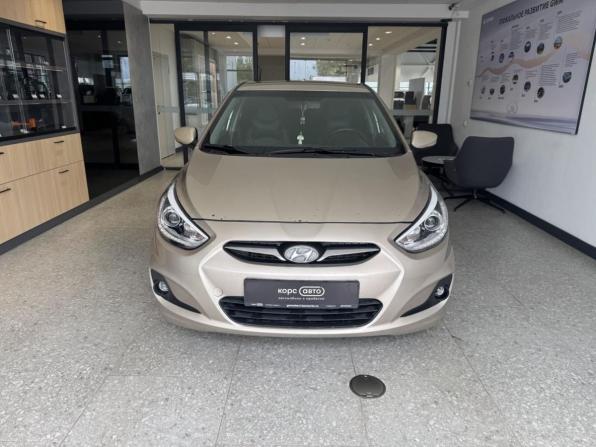 Hyundai Solaris I с пробегом 2013 года, цена 593 000 рублей, 228251 км, седан, Автокод Объявления