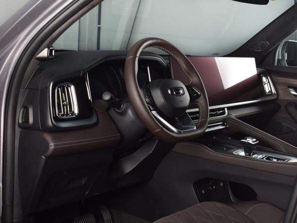 Geely Monjaro I Рестайлинг 2 с пробегом 2025 года, цена 3 949 995 рублей, 26 км, внедорожник, Автокод Объявления