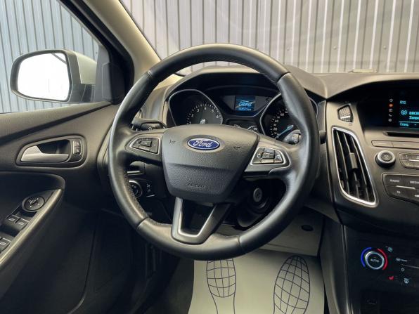 Ford Focus III Рестайлинг с пробегом 2018 года, цена 1 017 000 рублей, 68571 км, седан, Автокод Объявления
