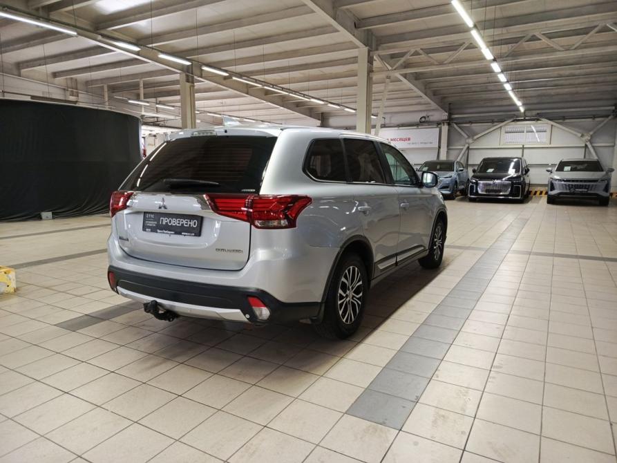 Mitsubishi Outlander III Рестайлинг 2 Набережные Челны  - изображение 6