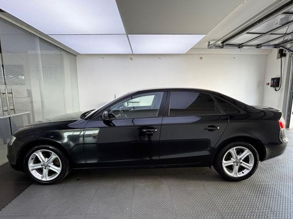 Audi A4 IV (B8) Рестайлинг с пробегом 2013 года, цена 1 350 000 рублей, 123844 км, седан, Автокод Объявления