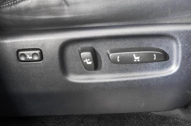 Lexus LX III с пробегом 2011 года, цена 3 669 000 рублей, 255300 км, внедорожник, Автокод Объявления