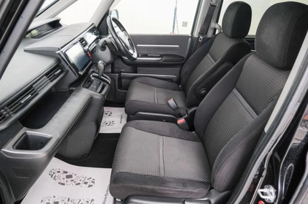 Honda Stepwgn V Красноярск  - изображение 14