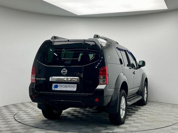 Nissan Pathfinder III Рестайлинг с пробегом 2013 года, цена 1 629 000 рублей, 213000 км, внедорожник, Автокод Объявления