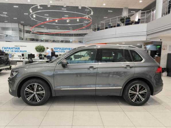 Volkswagen Tiguan II с пробегом 2019 года, цена 2 900 000 рублей, 141144 км, внедорожник, Автокод Объявления