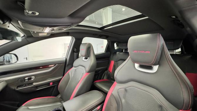 JETOUR DASHING I с пробегом 2024 года, цена 2 425 000 рублей, 4500 км, внедорожник, Автокод Объявления