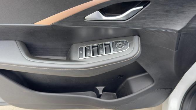 Omoda C5 I с пробегом 2023 года, цена 1 795 000 рублей, 43495 км, внедорожник, Автокод Объявления