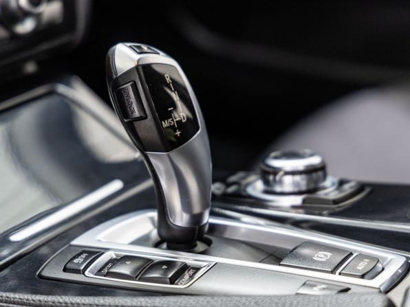 BMW 5 серии VI (F10/F11/F07) Рестайлинг с пробегом 2013 года, цена 1 698 000 рублей, 221165 км, седан, Автокод Объявления