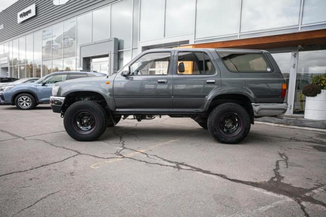 Toyota Hilux Surf II Рестайлинг с пробегом 1992 года, цена 845 000 рублей, 192888 км, внедорожник, Автокод Объявления