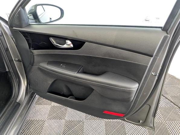 Kia Cerato IV с пробегом 2021 года, цена 1 900 000 рублей, 101335 км, седан, Автокод Объявления