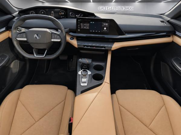 Changan UNI-V I с пробегом 2022 года, цена 2 149 000 рублей, 54046 км, лифтбек, Автокод Объявления