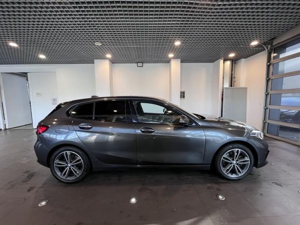 BMW 1 серии III (F40) с пробегом 2019 года, цена 2 420 000 рублей, 98719 км, хэтчбек, Автокод Объявления