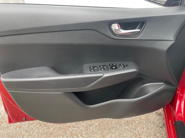 Hyundai Solaris II Рестайлинг с пробегом 2021 года, цена 1 486 700 рублей, 48117 км, седан, Автокод Объявления