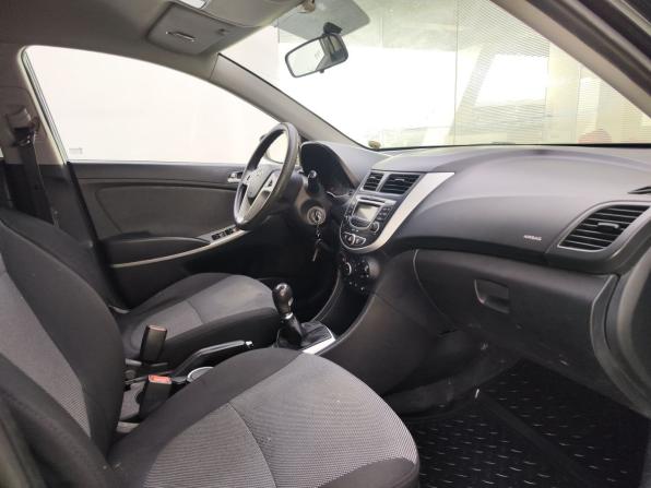 Hyundai Solaris I с пробегом 2013 года, цена 590 000 рублей, 190065 км, хэтчбек, Автокод Объявления