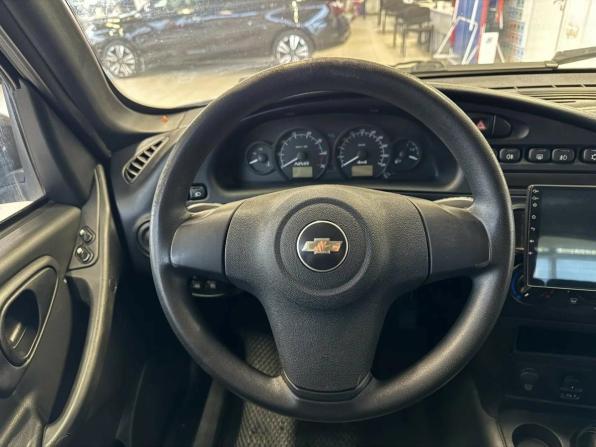 Chevrolet Niva I Рестайлинг с пробегом 2018 года, цена 735 000 рублей, 103000 км, внедорожник, Автокод Объявления