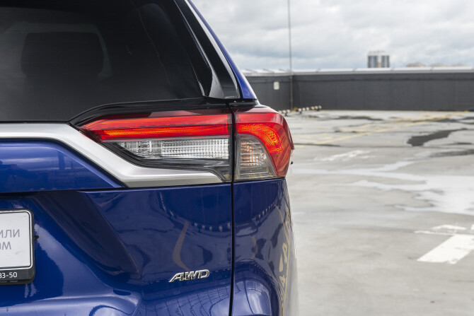 Toyota RAV4 V (XA50) с пробегом 2021 года, цена 3 888 000 рублей, 70230 км, внедорожник, Автокод Объявления