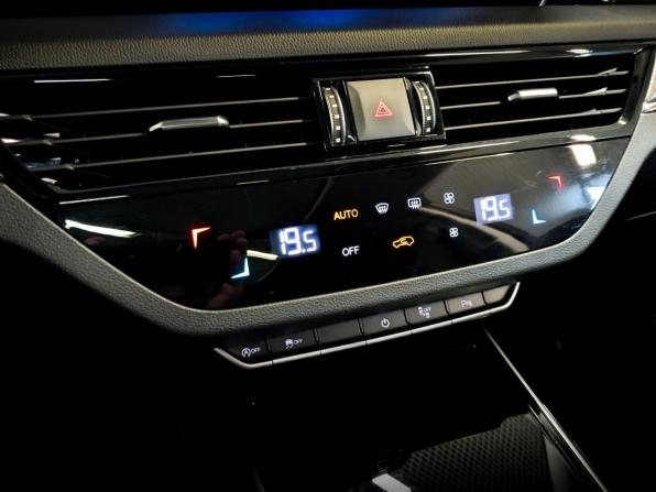 Hongqi HS5 I с пробегом 2024 года, цена 2 650 000 рублей, 65428 км, внедорожник, Автокод Объявления