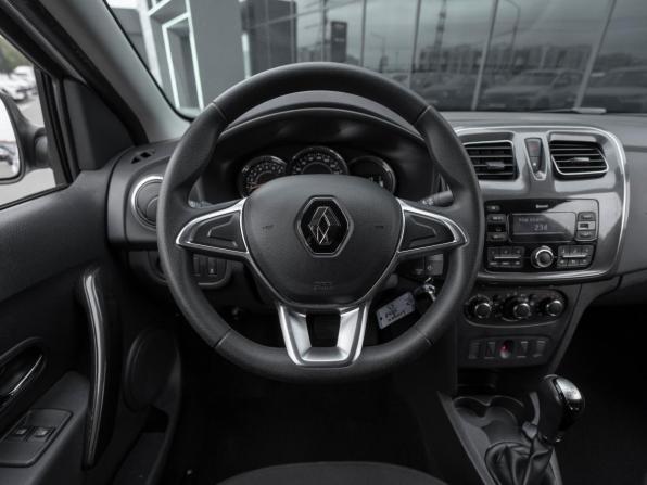 Renault Logan II Рестайлинг с пробегом 2019 года, цена 1 095 000 рублей, 84648 км, седан, Автокод Объявления