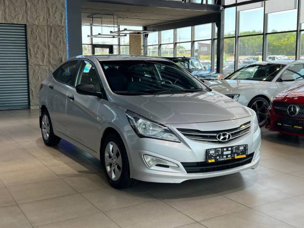 Hyundai Solaris I Рестайлинг с пробегом 2014 года, цена 750 000 рублей, 214000 км, седан, Автокод Объявления