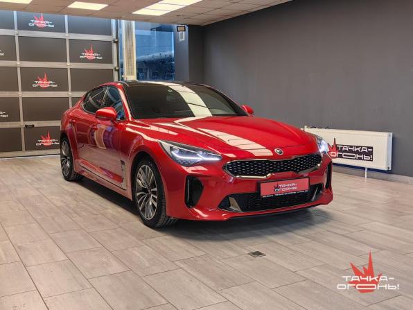 Kia Stinger I с пробегом 2018 года, цена 2 048 000 рублей, 125000 км, лифтбек, Автокод Объявления