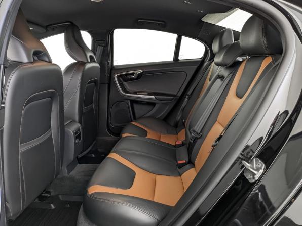 Volvo S60 Cross Country с пробегом 2018 года, цена 2 450 000 рублей, 101501 км, седан, Автокод Объявления