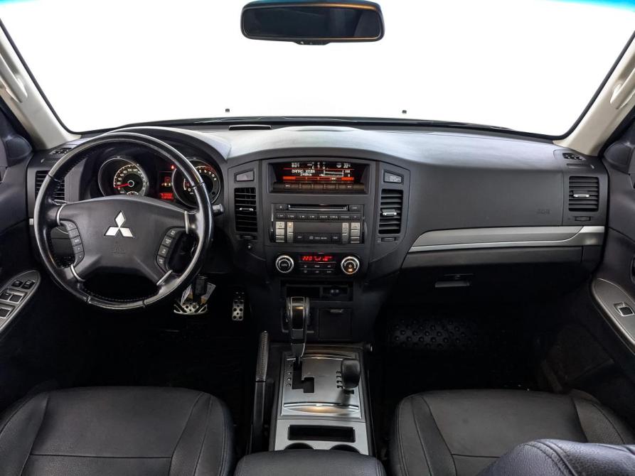 Mitsubishi Pajero IV Рестайлинг 1 Москва  - изображение 14