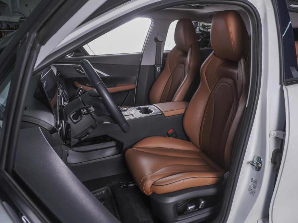 Omoda C5 I с пробегом 2022 года, цена 1 730 000 рублей, 31860 км, внедорожник, Автокод Объявления