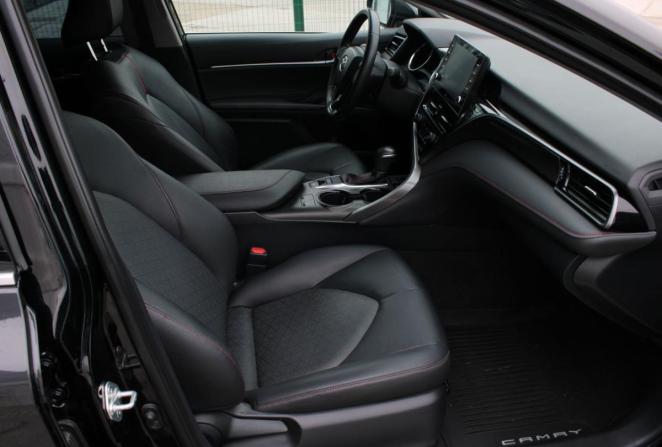 Toyota Camry VIII (XV70) Рестайлинг с пробегом 2021 года, цена 4 095 000 рублей, 35198 км, седан, Автокод Объявления