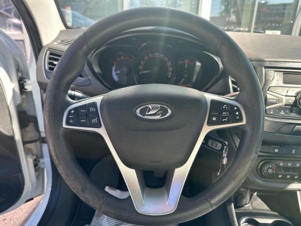 Lada (ВАЗ) Vesta I с пробегом 2019 года, цена 750 000 рублей, 159000 км, седан, Автокод Объявления