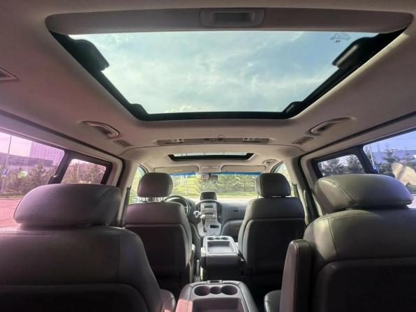 Hyundai Grand Starex I с пробегом 2012 года, цена 1 195 000 рублей, 156900 км, минивэн, Автокод Объявления