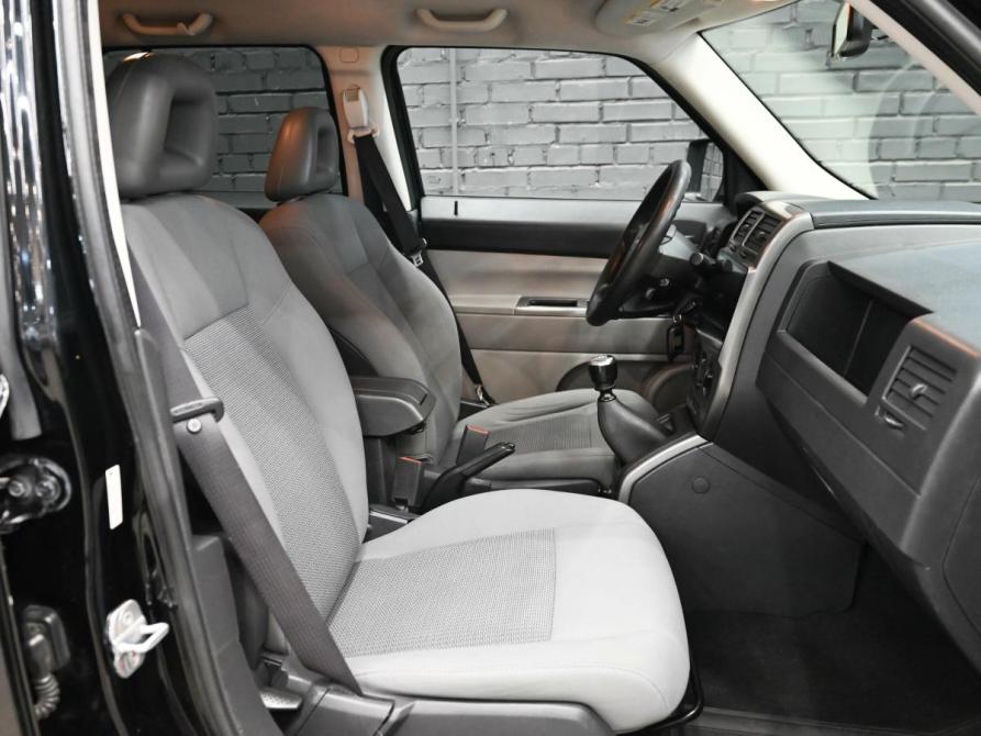 Jeep Liberty (Patriot) Екатеринбург  - изображение 10