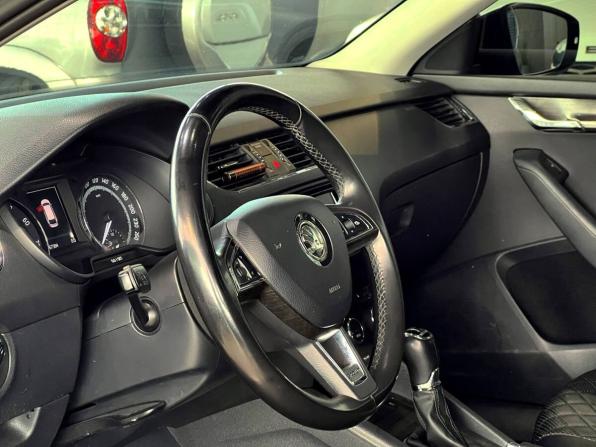 Skoda Octavia III (A7) с пробегом 2015 года, цена 1 620 000 рублей, 267500 км, универсал, Автокод Объявления