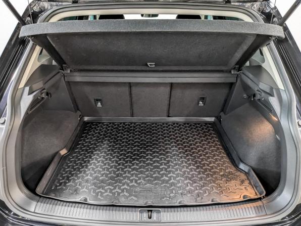 Volkswagen Tiguan II с пробегом 2019 года, цена 2 800 000 рублей, 49000 км, внедорожник, Автокод Объявления
