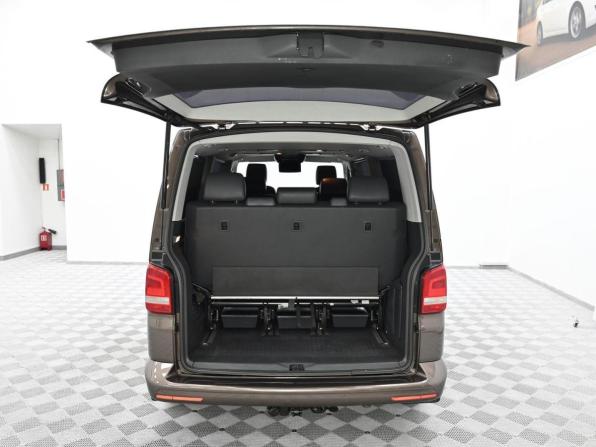 Volkswagen Multivan T5 Рестайлинг с пробегом 2014 года, цена 1 819 000 рублей, 124137 км, минивэн, Автокод Объявления