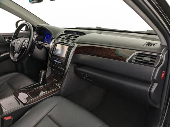 Toyota Camry VII (XV50) Рестайлинг с пробегом 2015 года, цена 1 995 000 рублей, 234410 км, седан, Автокод Объявления