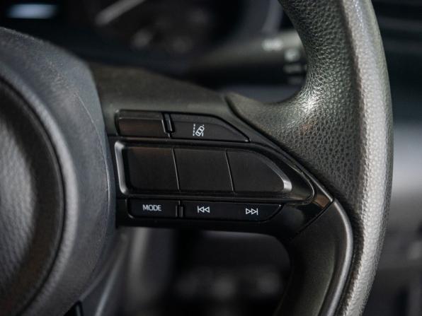 Toyota Yaris IV с пробегом 2020 года, цена 1 090 300 рублей, 60241 км, хэтчбек, Автокод Объявления