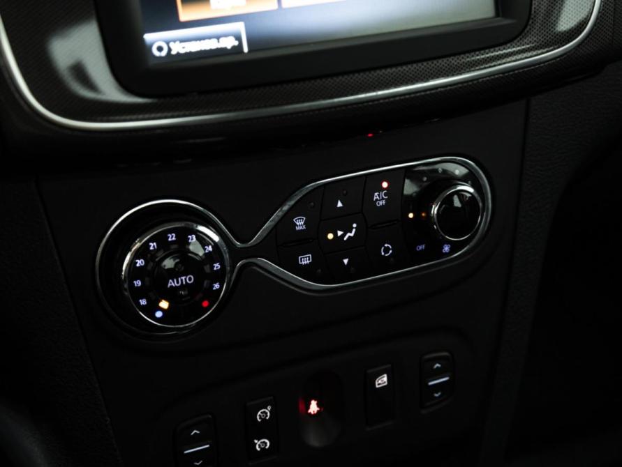 Renault Logan II Рестайлинг Санкт-Петербург  - изображение 17