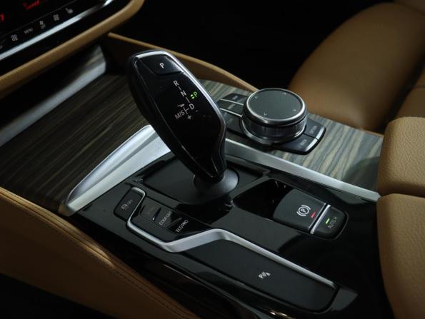 BMW 5 серии VII (G30/G31/G38) с пробегом 2017 года, цена 3 997 890 рублей, 31339 км, седан, Автокод Объявления