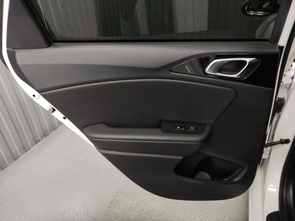 Kia Ceed III с пробегом 2019 года, цена 1 450 000 рублей, 157502 км, универсал, Автокод Объявления