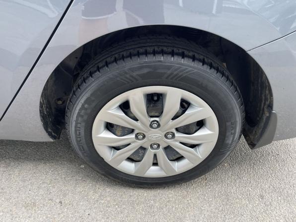 Hyundai Solaris II с пробегом 2018 года, цена 1 222 500 рублей, 150765 км, седан, Автокод Объявления