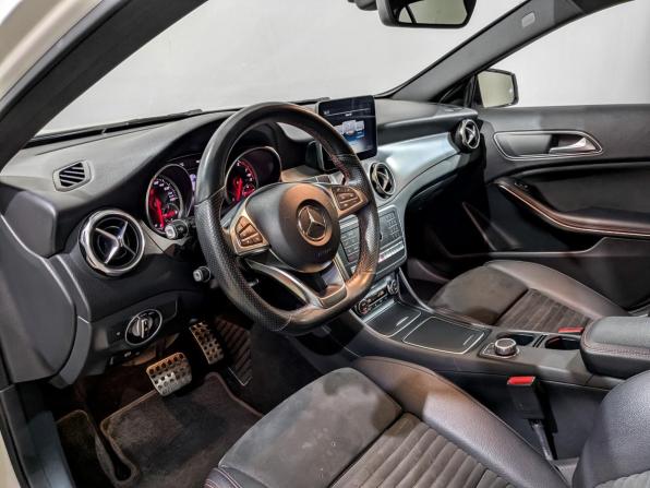 Mercedes-Benz GLA I (X156) Рестайлинг с пробегом 2017 года, цена 2 599 000 рублей, 80727 км, внедорожник, Автокод Объявления