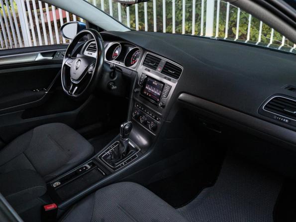 Volkswagen Golf VII с пробегом 2012 года, цена 900 000 рублей, 194468 км, хэтчбек, Автокод Объявления