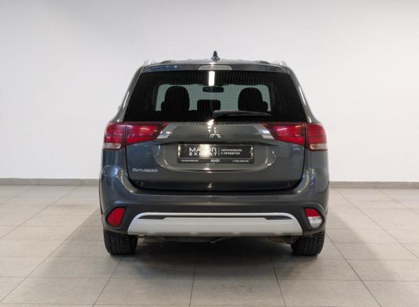 Mitsubishi Outlander III Рестайлинг 3 с пробегом 2020 года, цена 2 300 000 рублей, 92167 км, внедорожник, Автокод Объявления