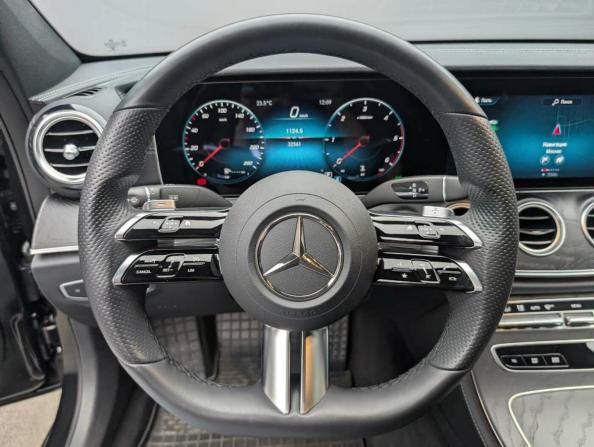 Mercedes-Benz E-Класс V (W213 S213 C238) Рестайлинг с пробегом 2022 года, цена 5 249 000 рублей, 32559 км, седан, Автокод Объявления