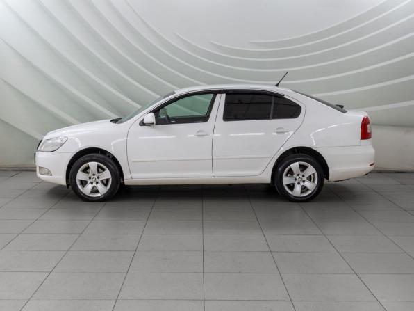 Skoda Octavia II (A5) Рестайлинг с пробегом 2012 года, цена 938 000 рублей, 210641 км, лифтбек, Автокод Объявления