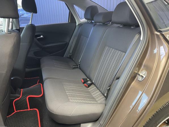 Volkswagen Polo V Рестайлинг с пробегом 2016 года, цена 1 032 000 рублей, 115278 км, седан, Автокод Объявления