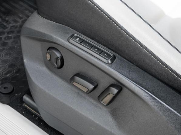 Volkswagen Tiguan II с пробегом 2018 года, цена 2 730 000 рублей, 117041 км, внедорожник, Автокод Объявления
